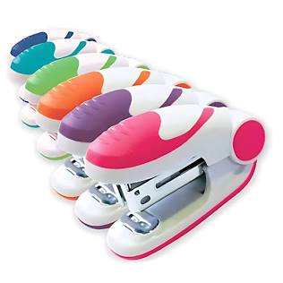 Mini engrapadora DIETRIX con 500 grapas